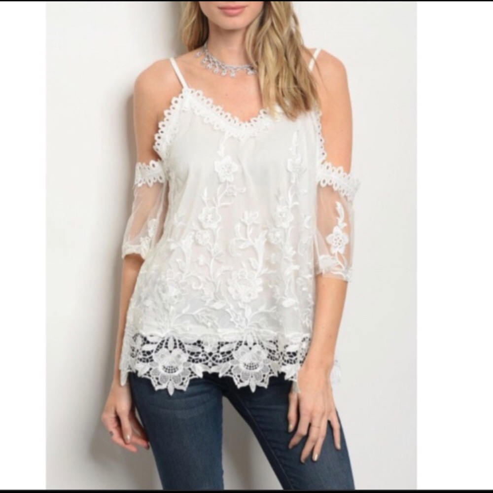 NWT White Off Shoulder Lined Top SO PRETTY